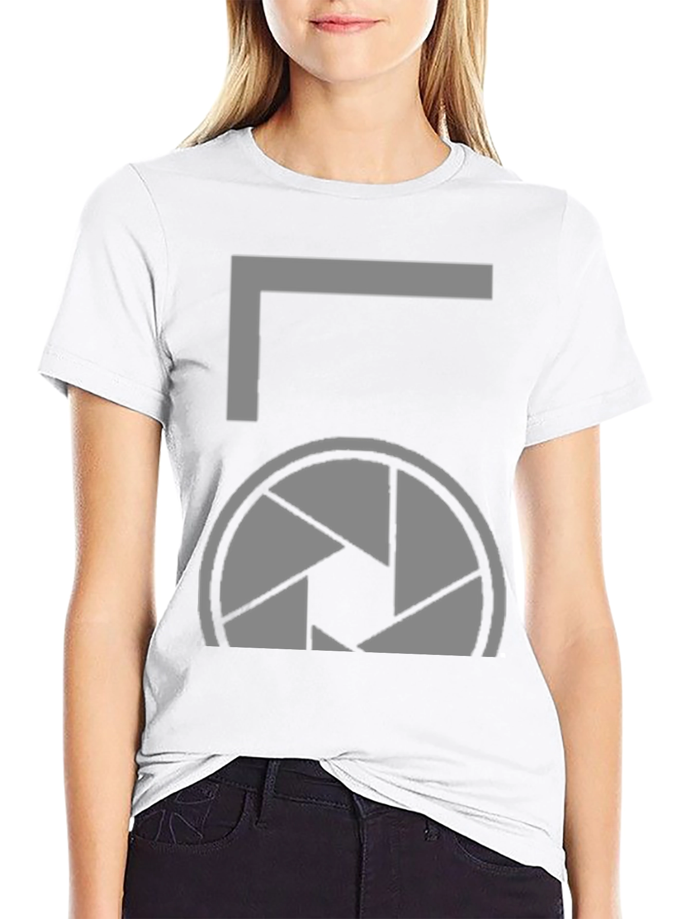 Aperture Lens T-Shirt - Black Graphic Tee