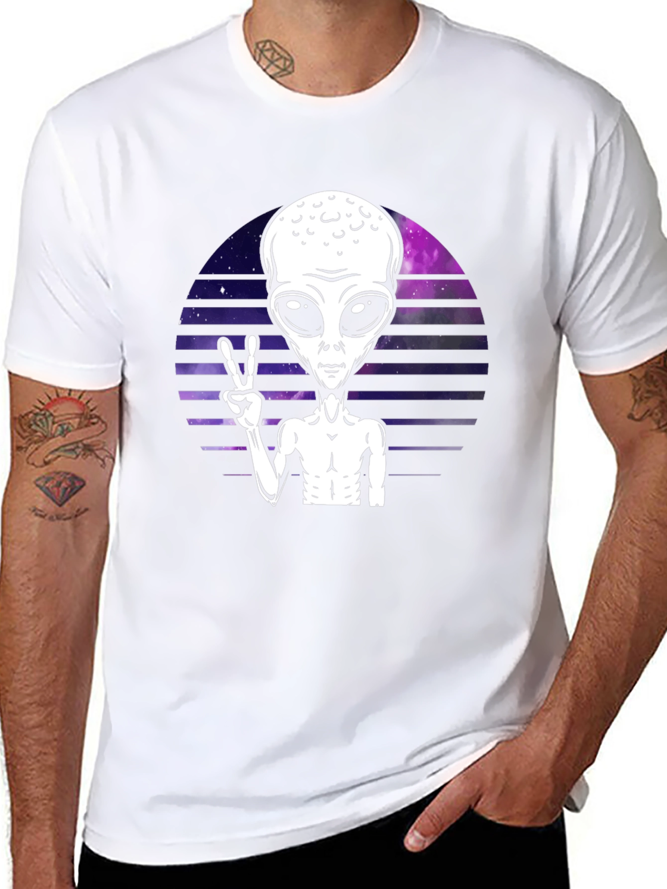 Alien Peace Sign Graphic Tee - Retro Space T-Shirt