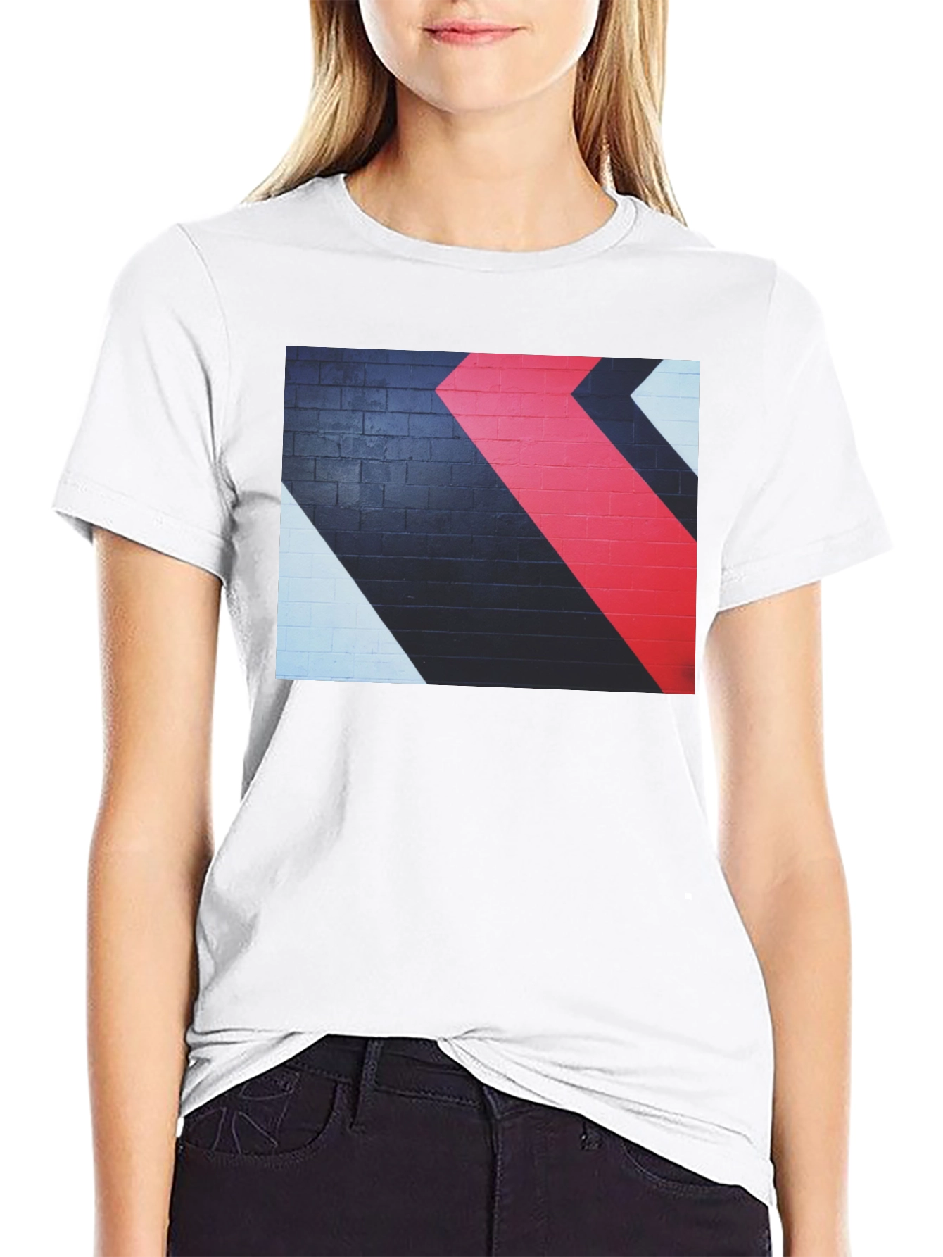 Abstract Arrow Graphic Tee - Black