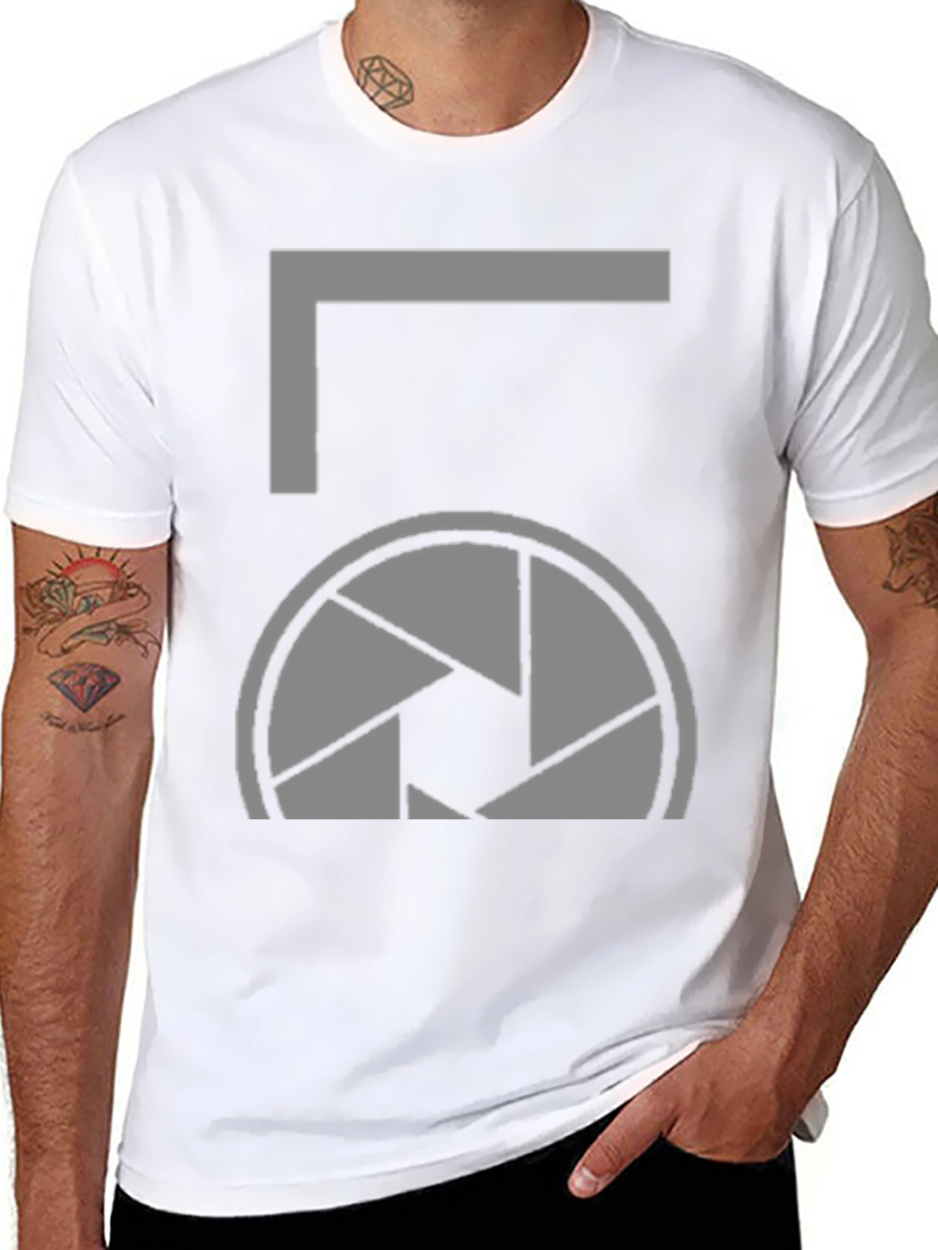 Aperture Lens T-Shirt - Black Graphic Tee