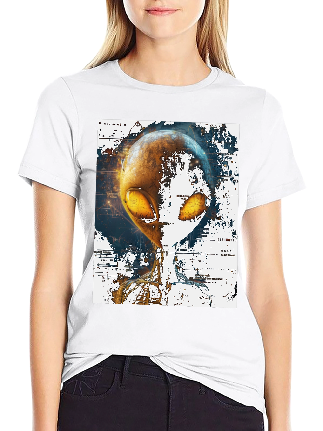 Alien Graphic Print T-Shirt - Sci-Fi Streetwear