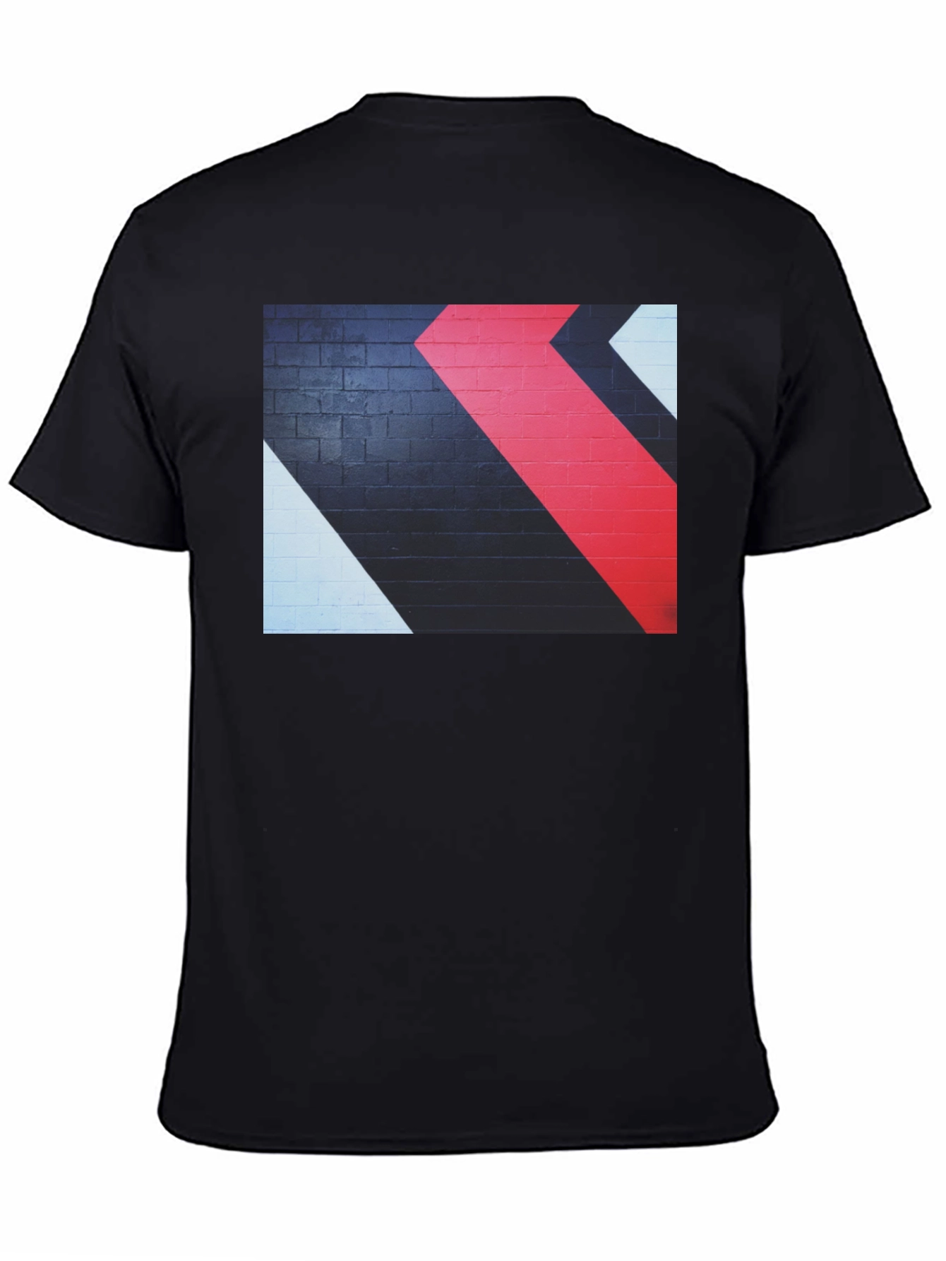 Abstract Arrow Graphic Tee - Black